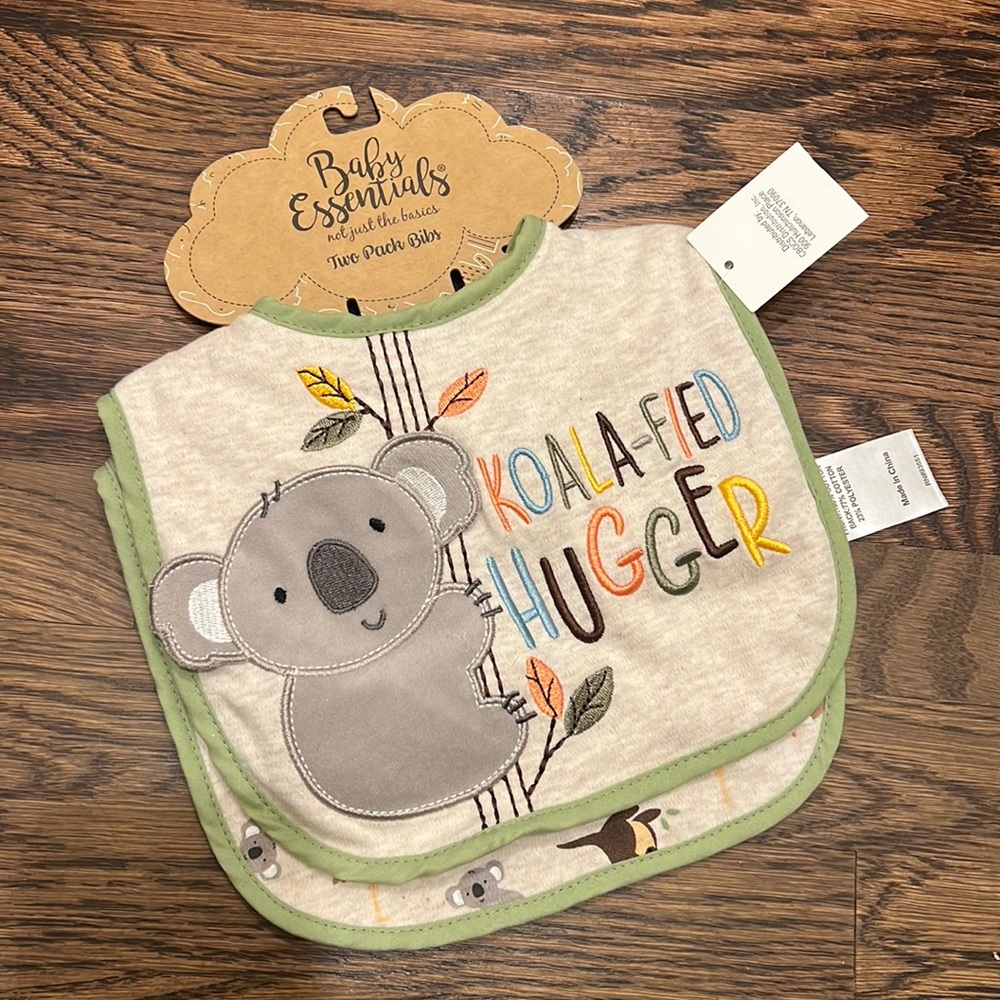Baby essentials bibs